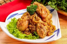 ayam goreng serundeng